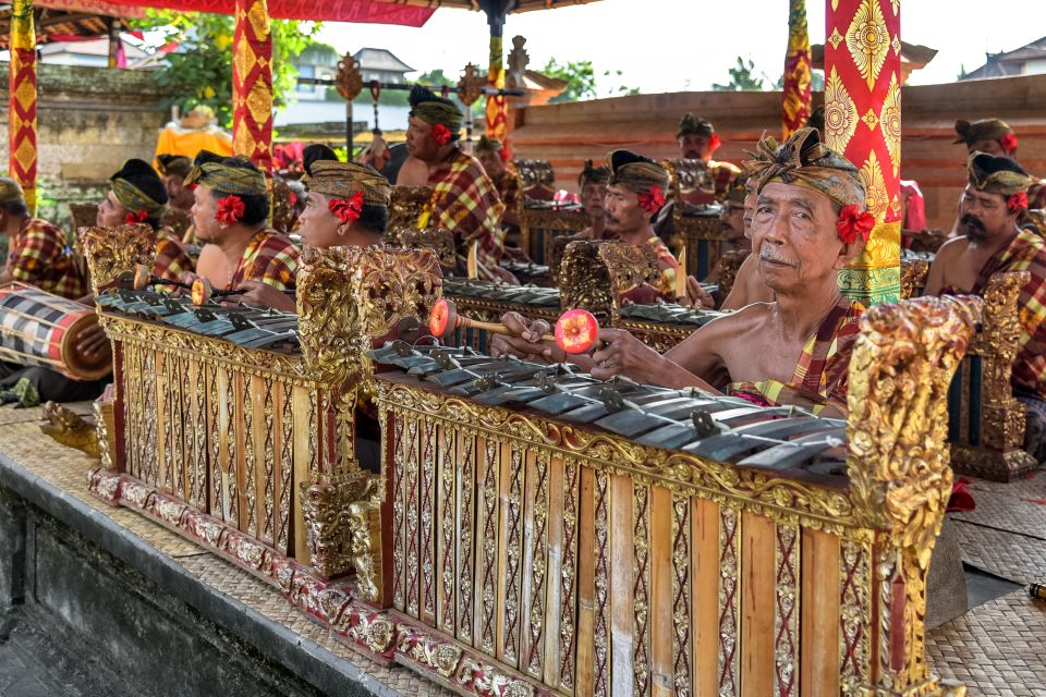 Pemaksan Barong Tegaltamu